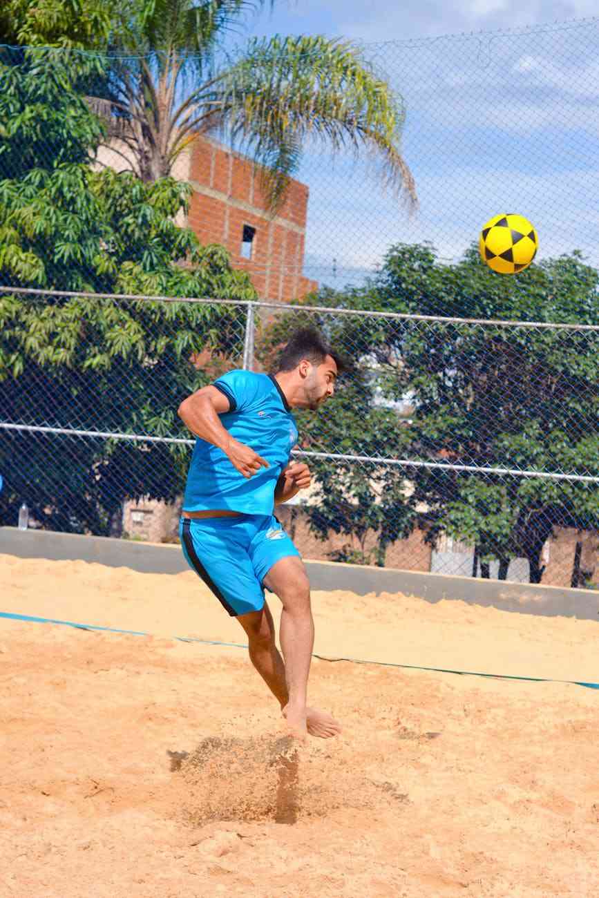 揭开网络赌场面纱_全面解读投注站点的套路与不确定性